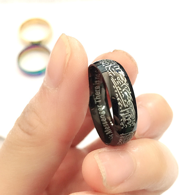 Trendy Titanium Steel Quran Me - Black Clover Grimoire recension och pris