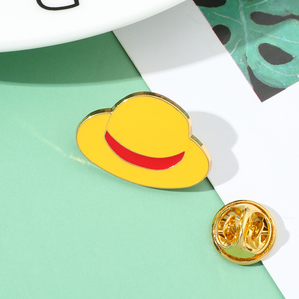 One Piece Brooch Anime Cartoon - One Piece Straw Hat recension och pris